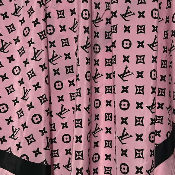 PINK AND BLACK PATTERN PURSE SCARF - Picture 3 of 4